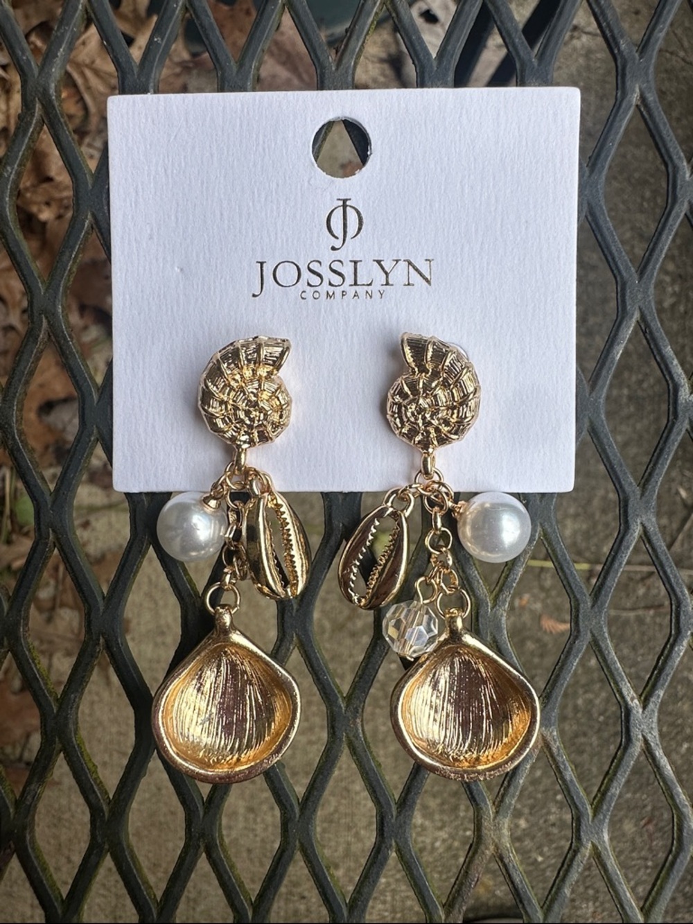Seashell Dangle Drop Earrings โจ๐๐ - Picture 3 of 6
